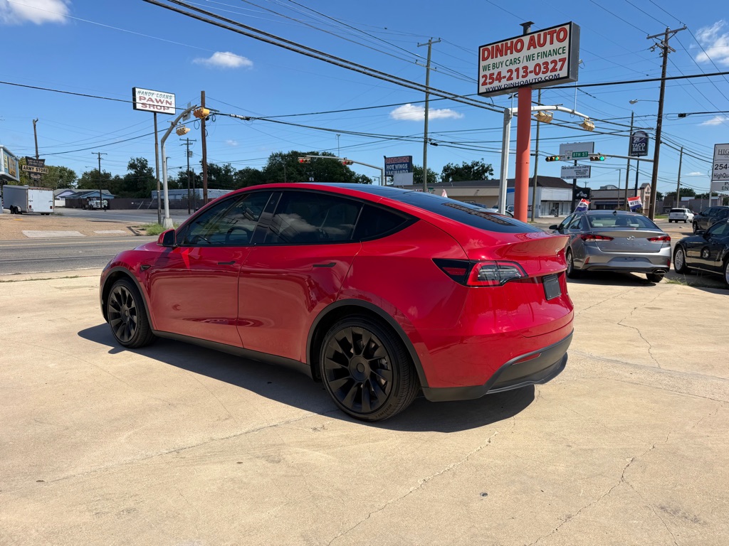 Photo 4 of this TESLA MODEL Y