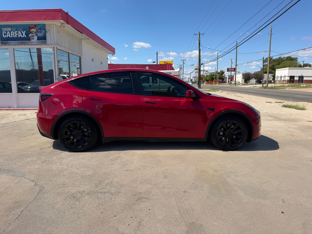Photo 7 of this TESLA MODEL Y