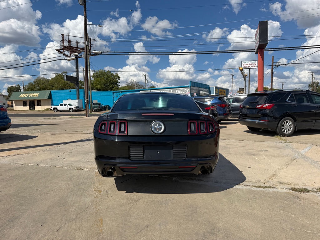 Photo 5 of this FORD MUSTANG