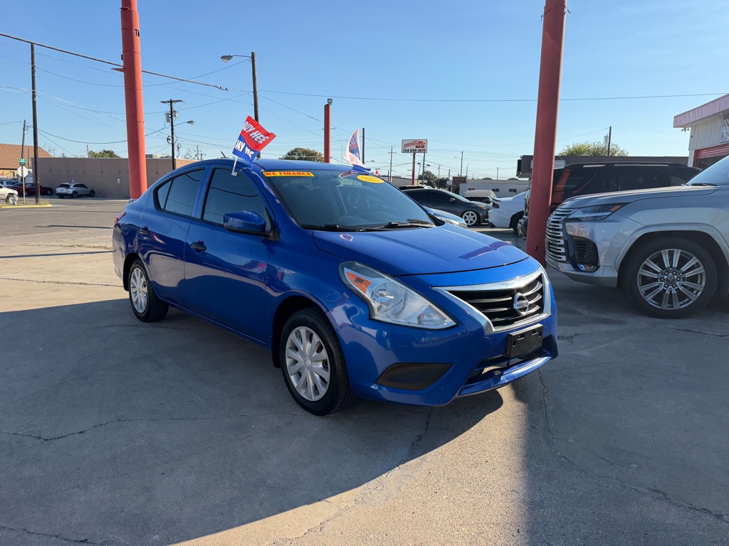 Photo 8 of this NISSAN VERSA