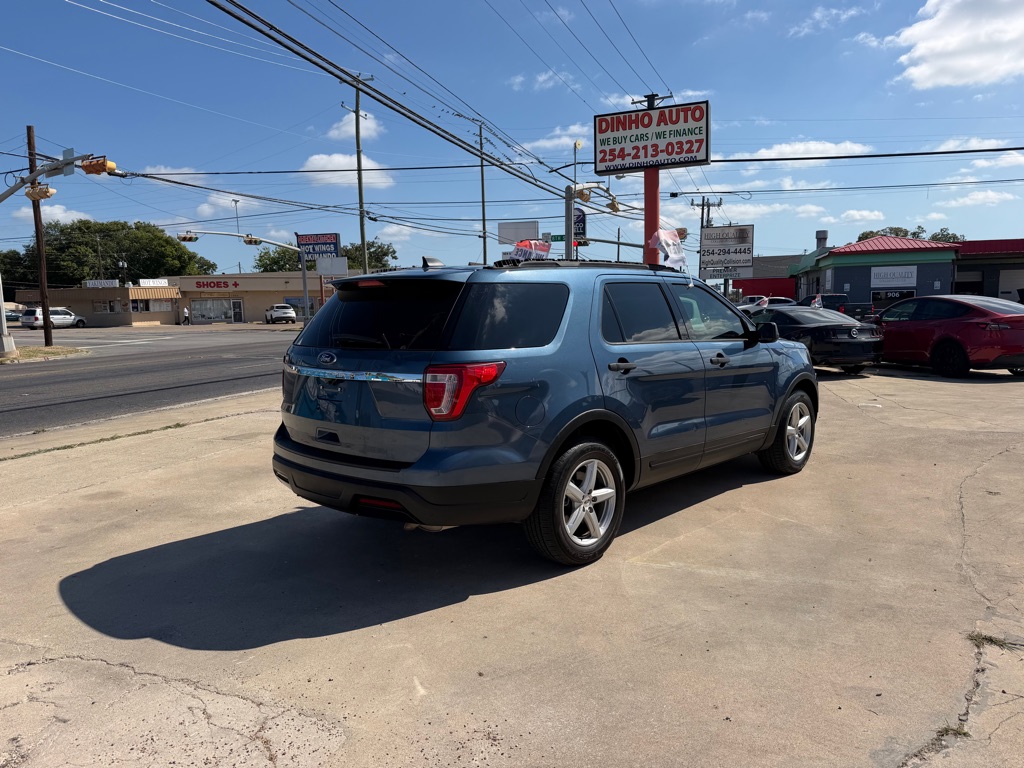 Photo 6 of this FORD EXPLORER