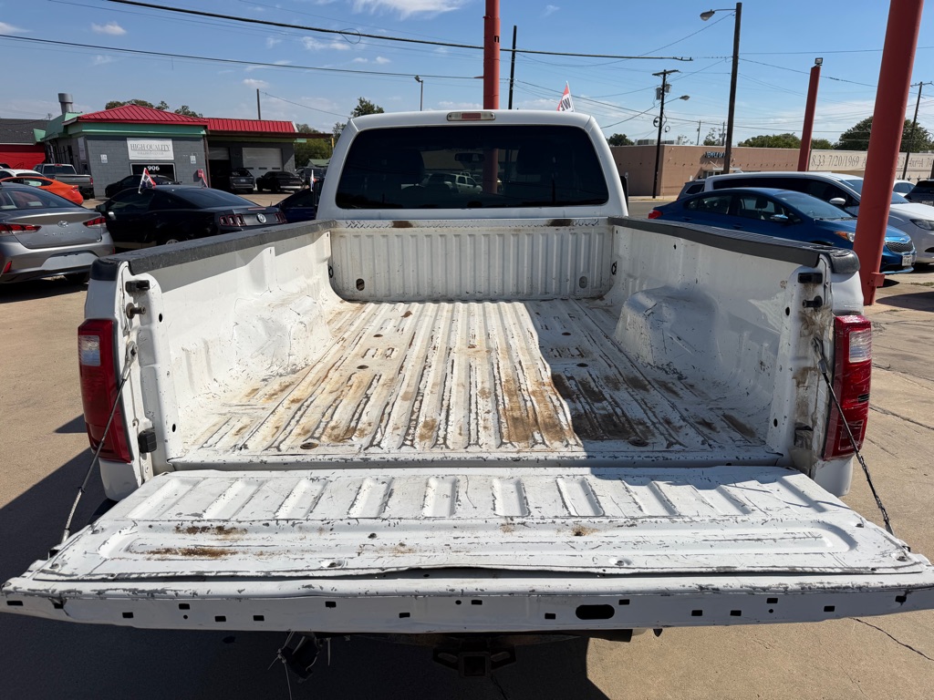 Photo 10 of this FORD F-250 SUPER DUT