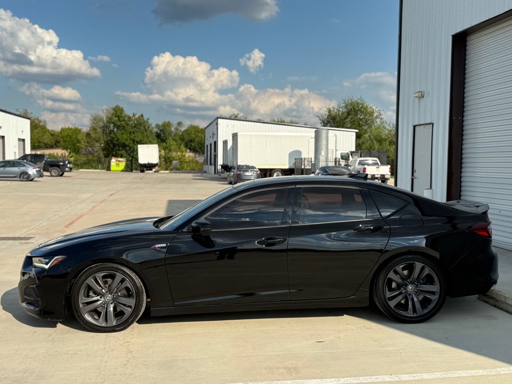 Photo 4 of this ACURA TLX