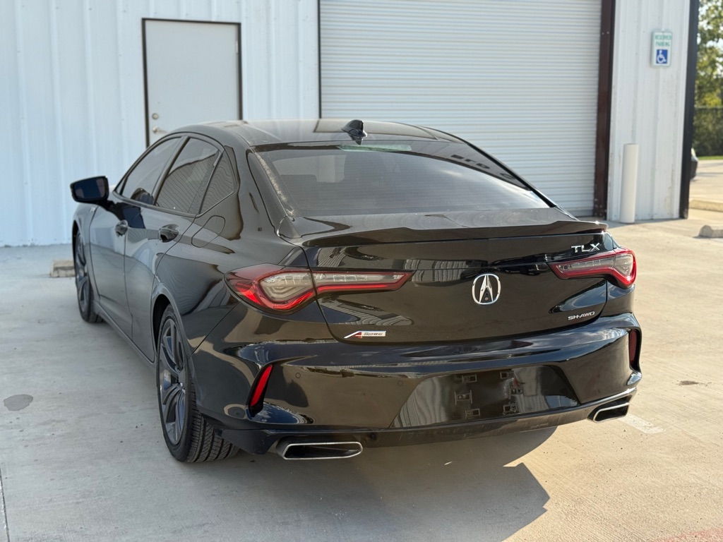 Photo 18 of this ACURA TLX