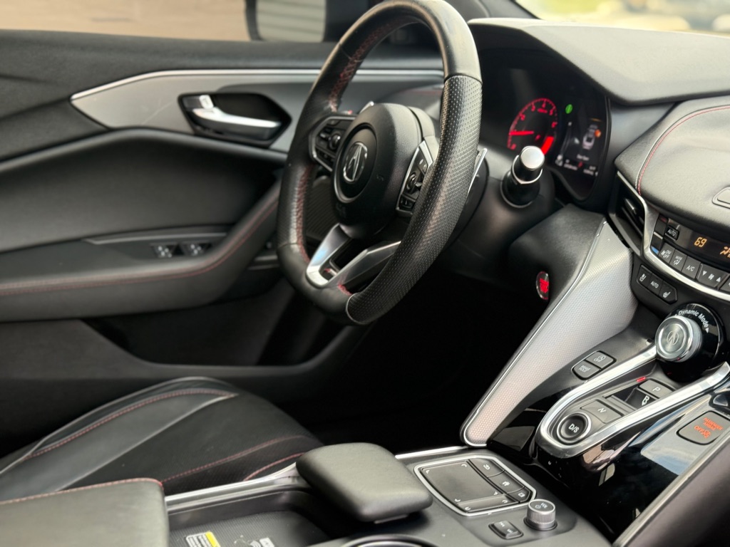 Photo 25 of this ACURA TLX