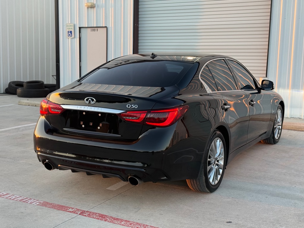 Photo 18 of this INFINITI Q50