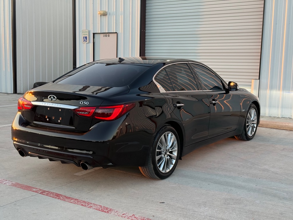 Photo 20 of this INFINITI Q50