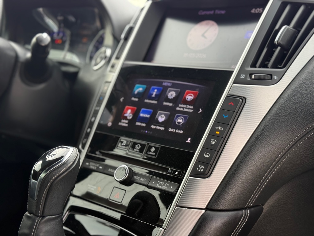 Photo 14 of this INFINITI Q60