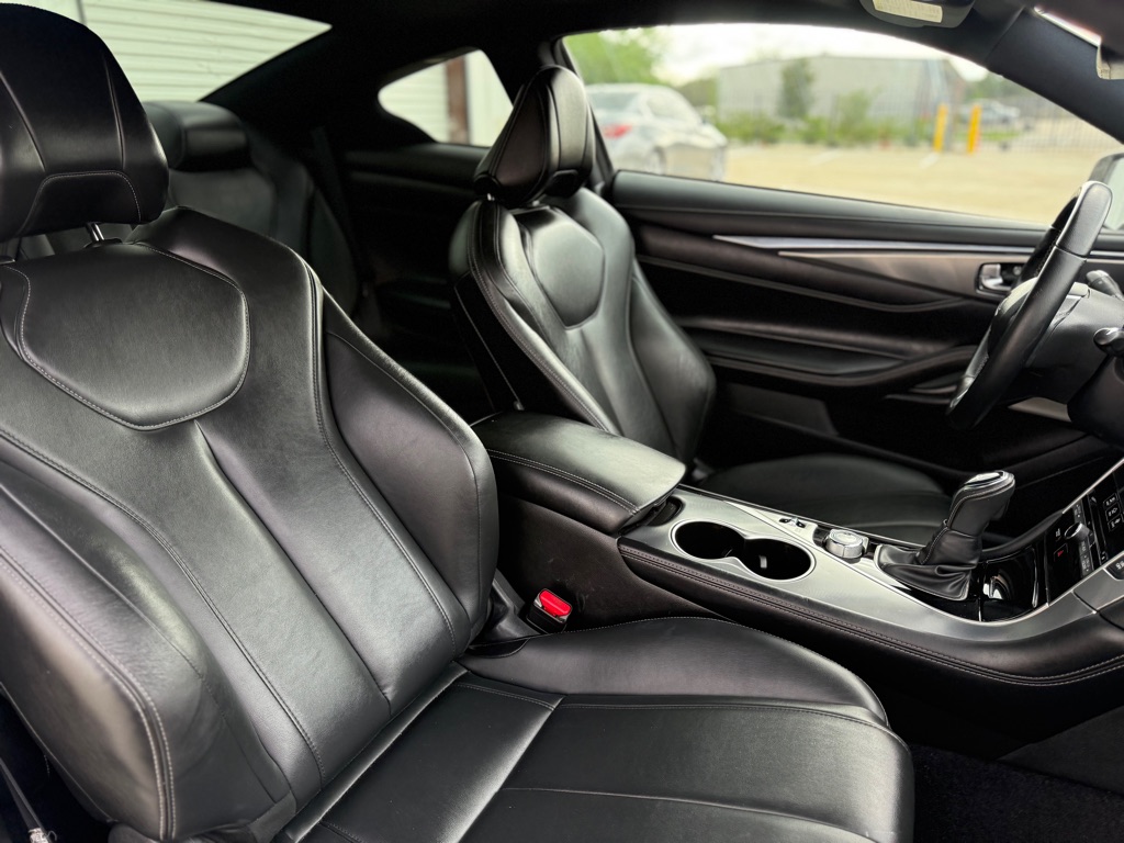 Photo 13 of this INFINITI Q60