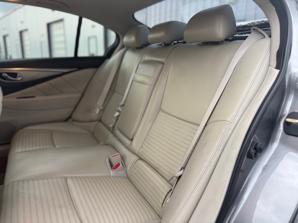 Photo 9 of this INFINITI Q50