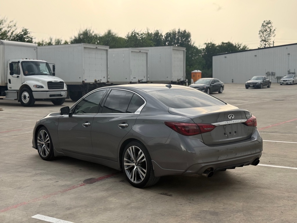 Photo 6 of this INFINITI Q50