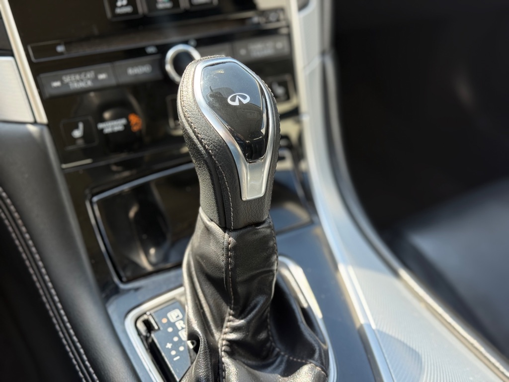 Photo 16 of this INFINITI Q50