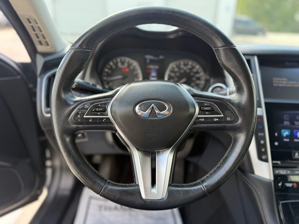 Photo 17 of this INFINITI Q50