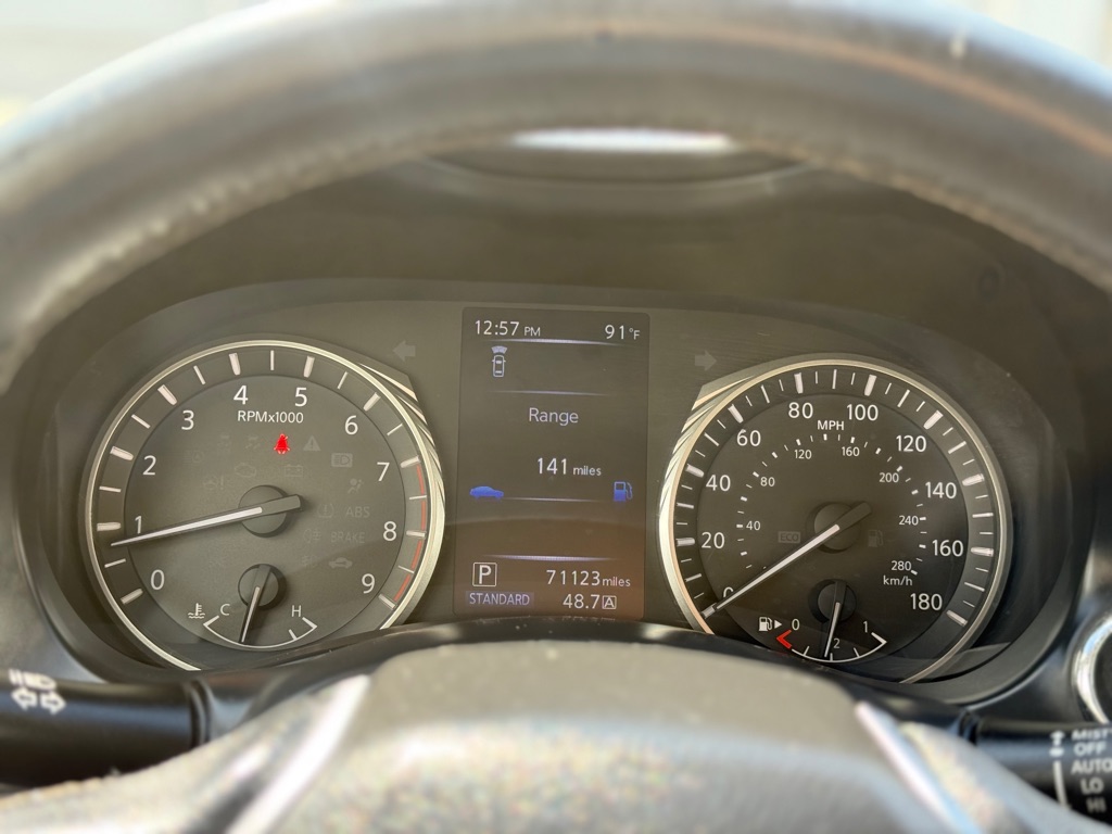 Photo 19 of this INFINITI Q50