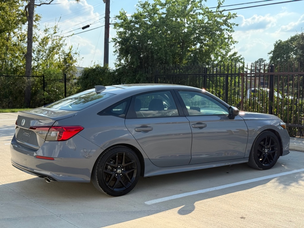 Photo 26 of this HONDA CIVIC