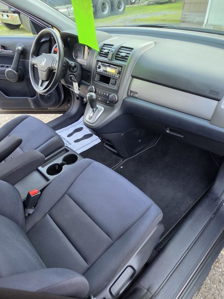2011 Honda CR-V LX - Photo 11