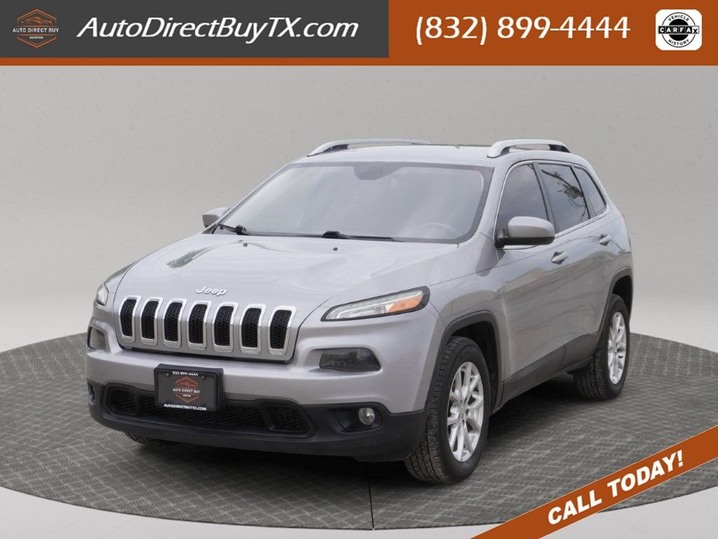 Silver 2016 Jeep Cherokee Latitude FWD SUV / Crossover Front-Wheel Drive Automatic