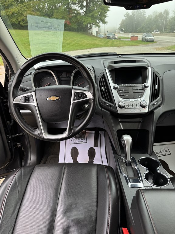 Photo 3 of this CHEVROLET EQUINOX