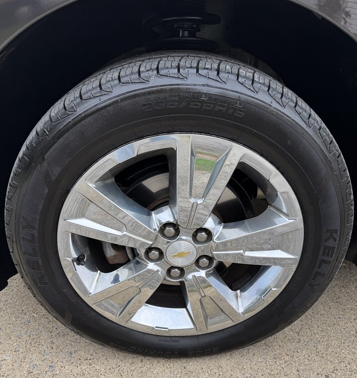 Photo 17 of this CHEVROLET EQUINOX