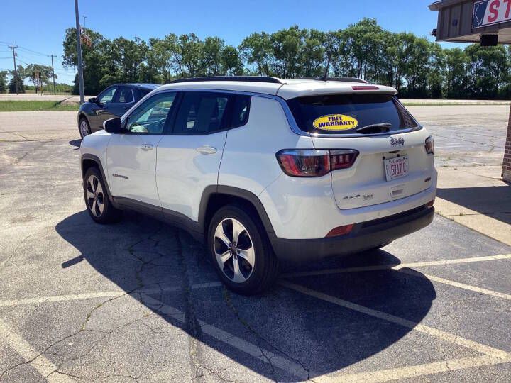 Photo 4 of this JEEP COMPASS