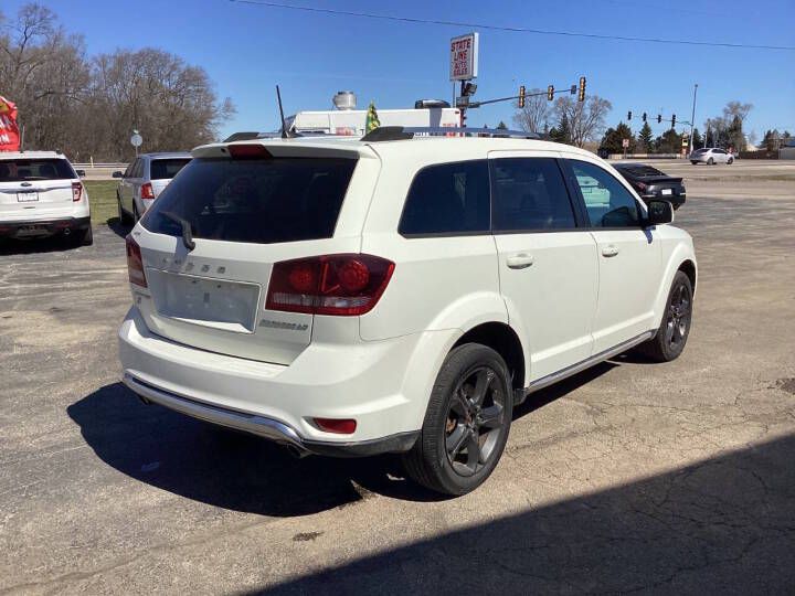 Photo 3 of this DODGE JOURNEY