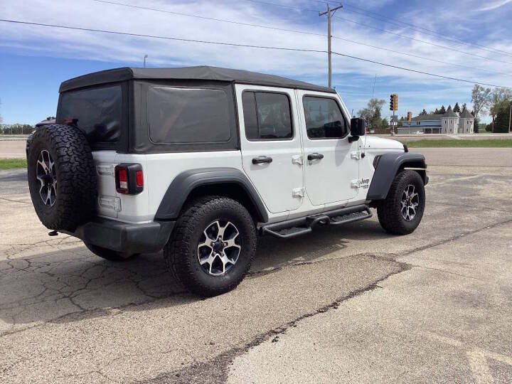 Photo 2 of this JEEP WRANGLER UNLIMI