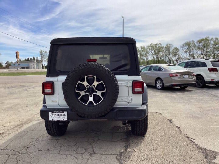 Photo 4 of this JEEP WRANGLER UNLIMI