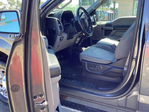 Photo 6 of this FORD F-150