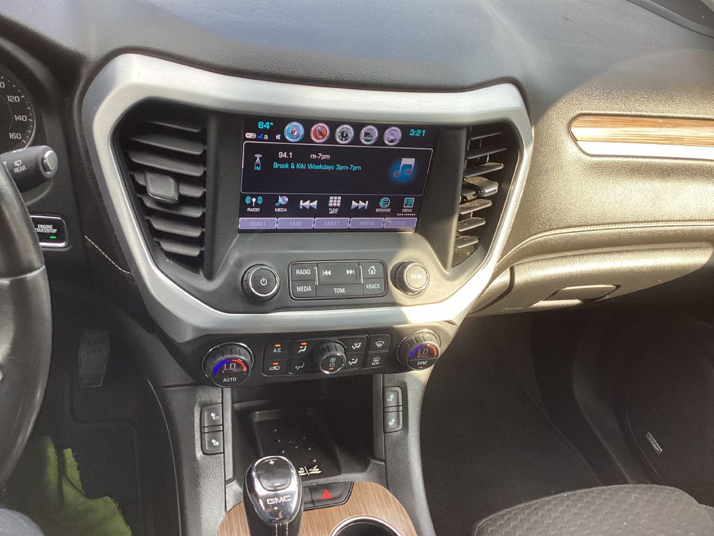 Photo 9 of this GMC ACADIA
