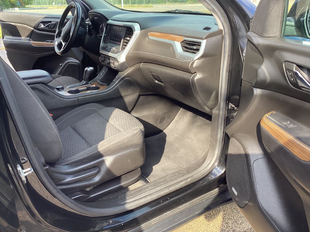 Photo 12 of this GMC ACADIA