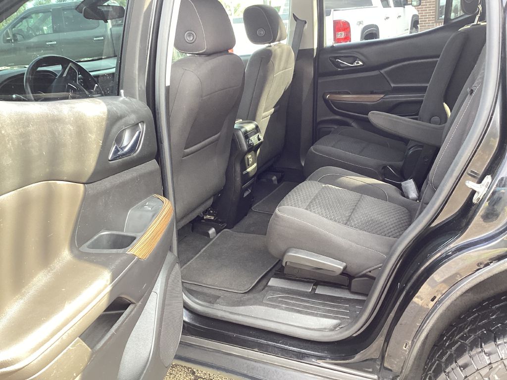 Photo 14 of this GMC ACADIA