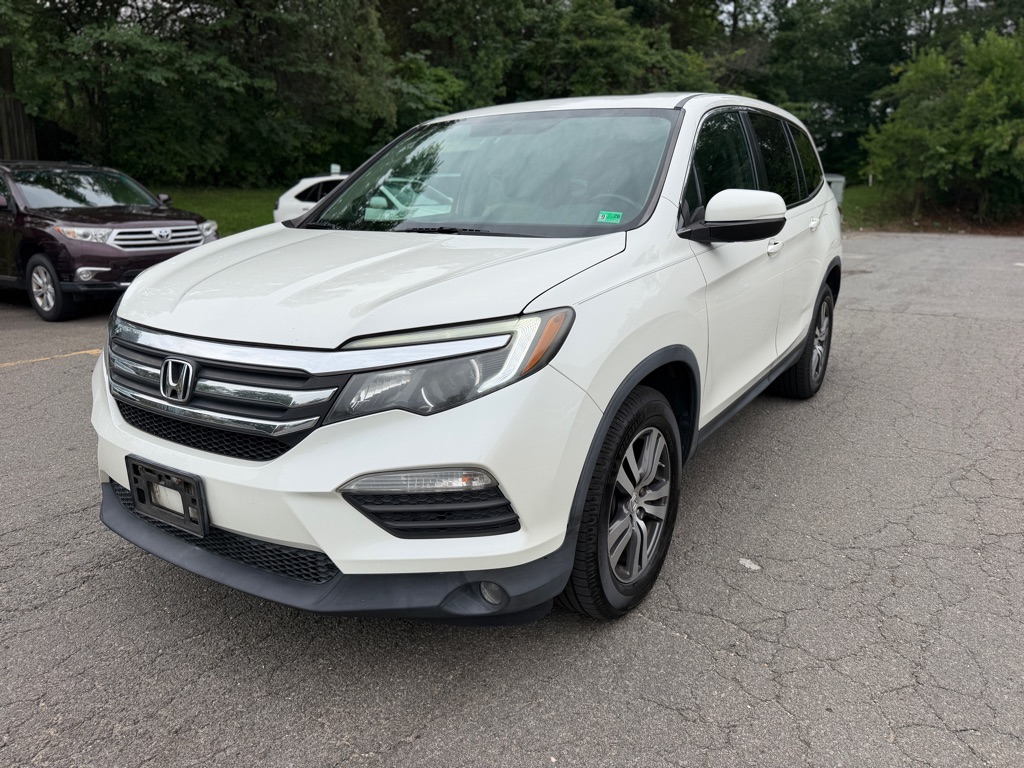 White 2016 Honda Pilot SUV / Crossover Front-Wheel Drive Automatic