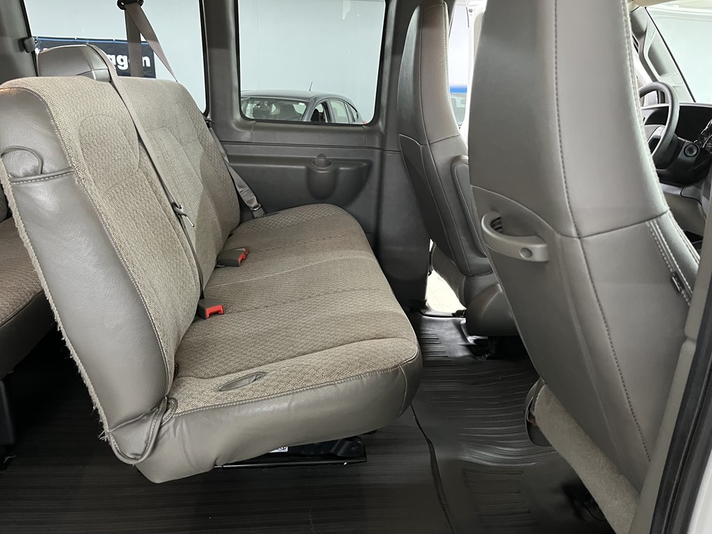 Photo 24 of this CHEVROLET EXPRESS