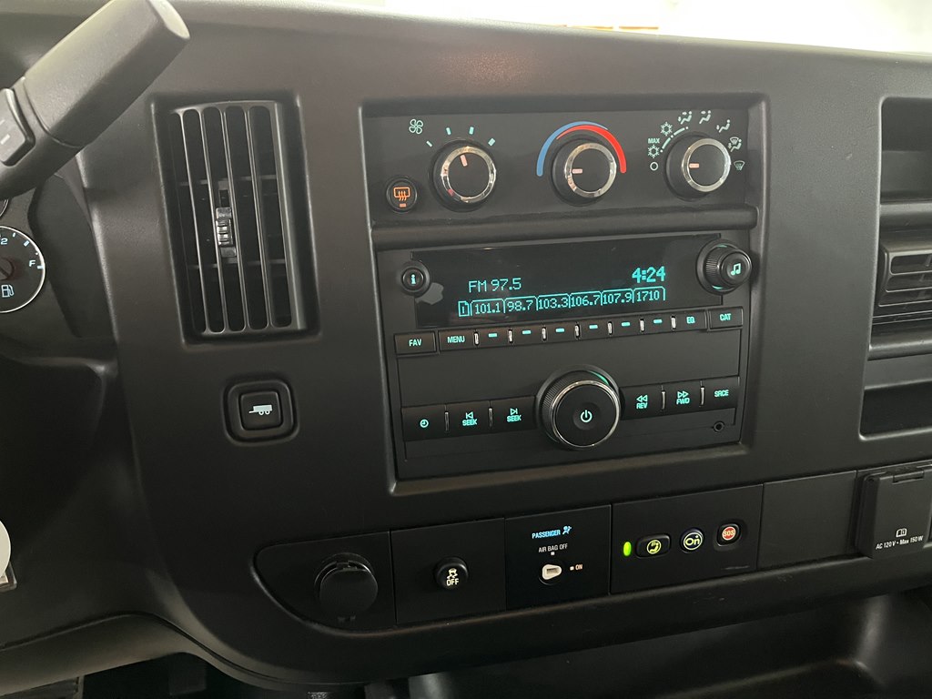 Photo 17 of this CHEVROLET EXPRESS