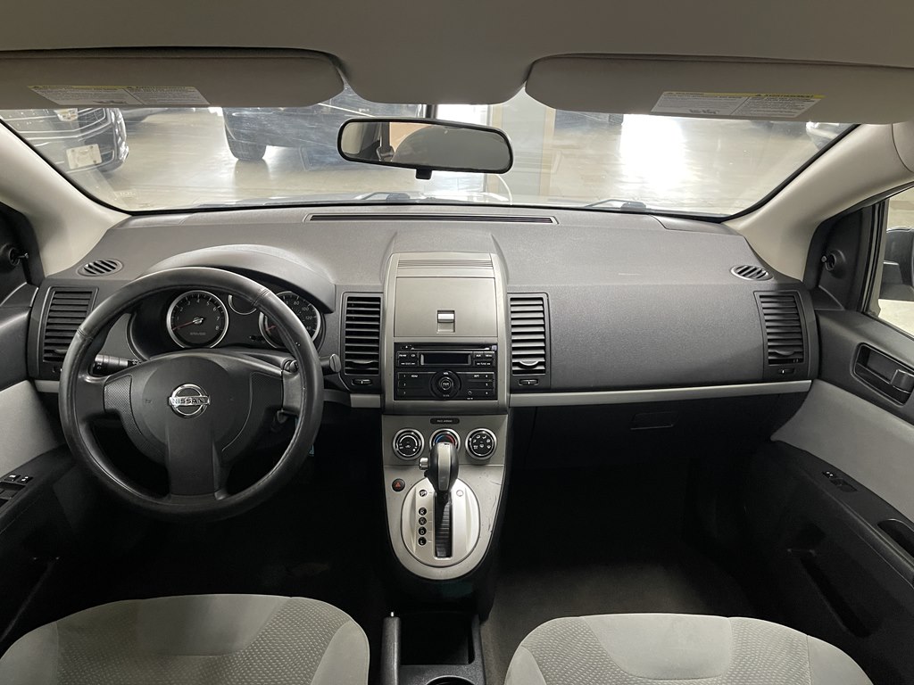Photo 16 of this NISSAN SENTRA