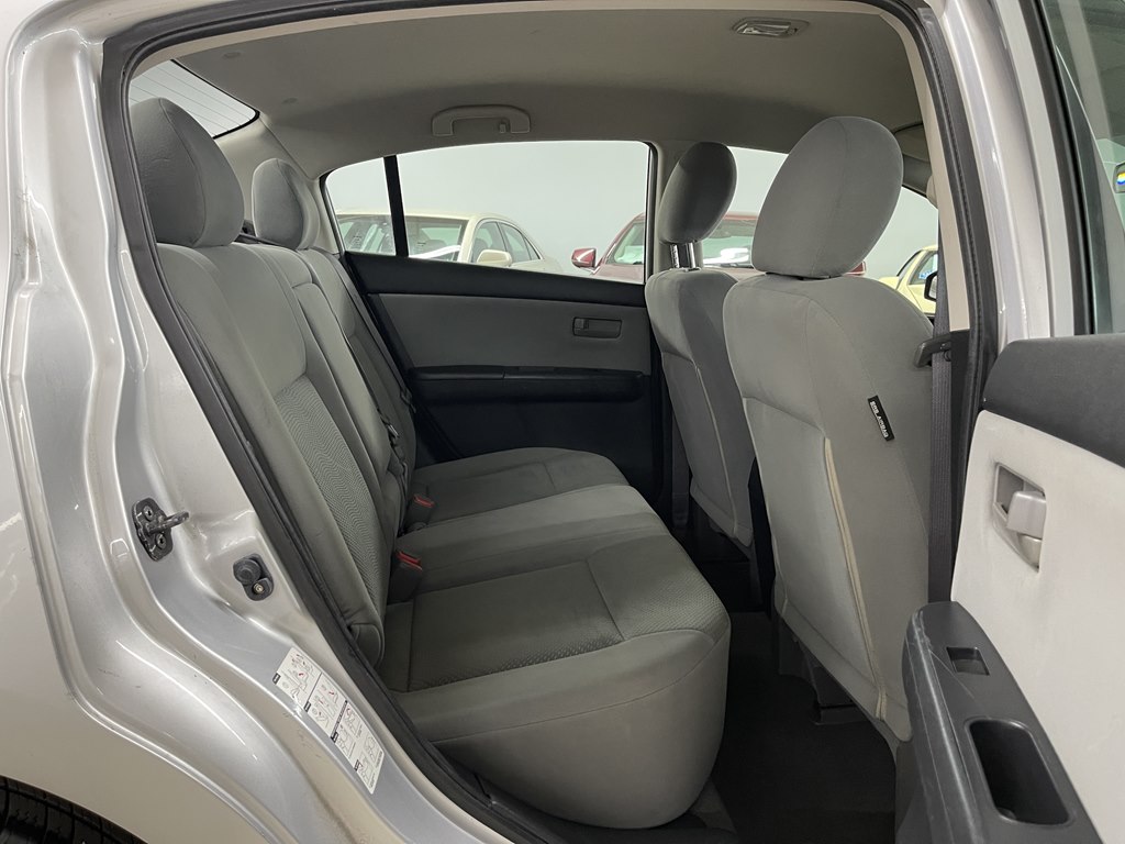 Photo 12 of this NISSAN SENTRA