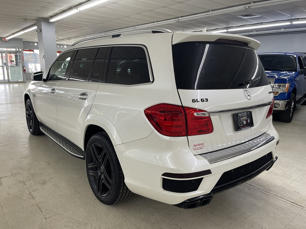 Photo 4 of this MERCEDES-BENZ GL-CLASS