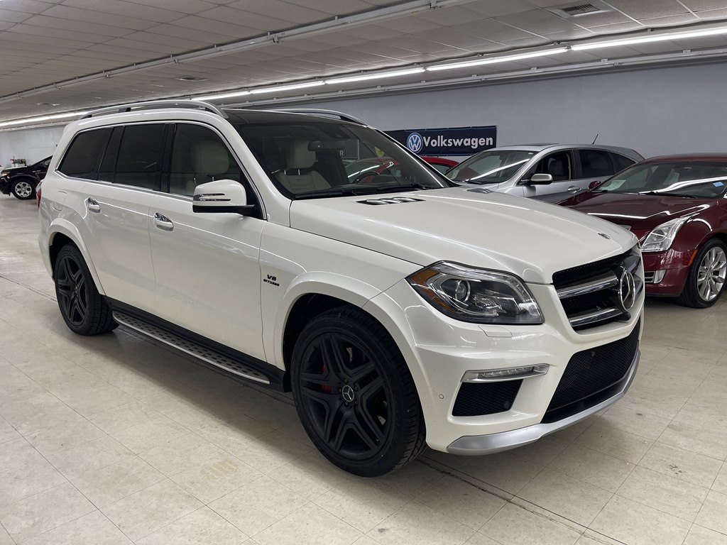Photo 2 of this MERCEDES-BENZ GL-CLASS