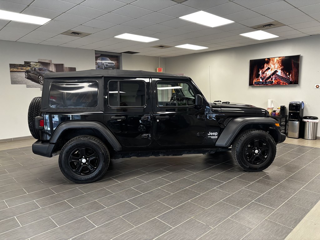 Photo 6 of this JEEP WRANGLER UNLIMI