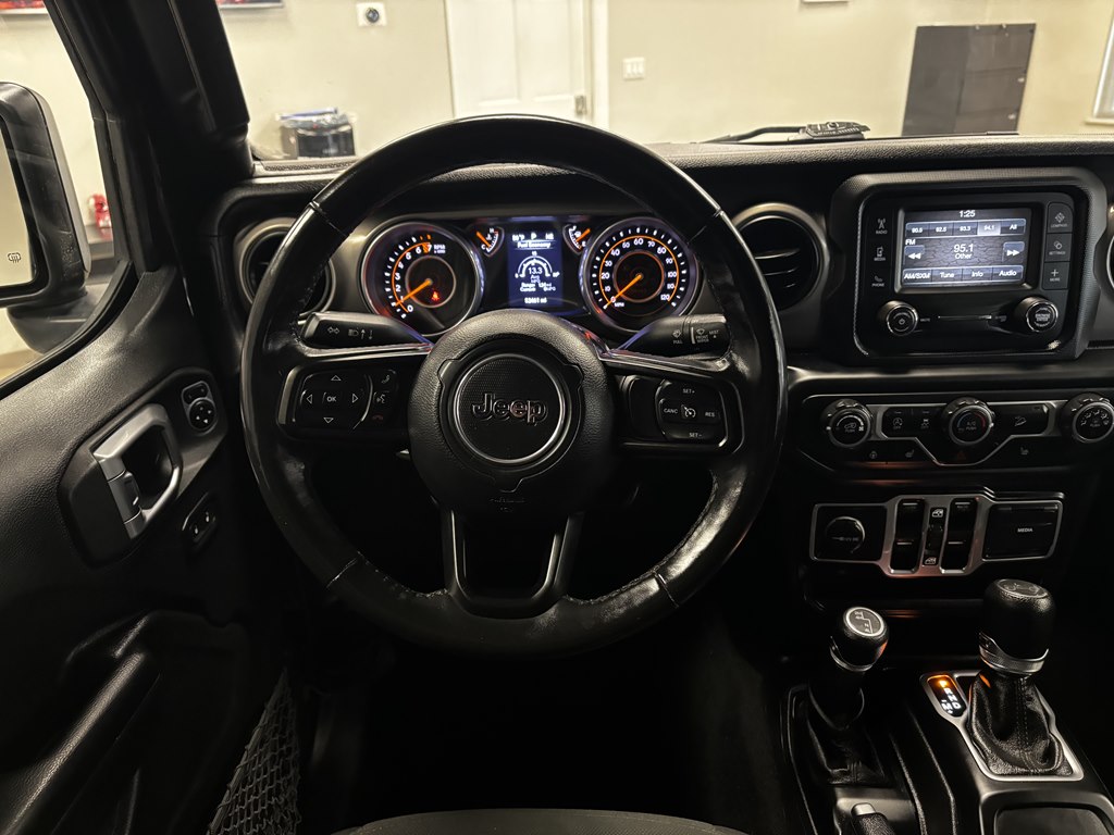 Photo 10 of this JEEP WRANGLER UNLIMI