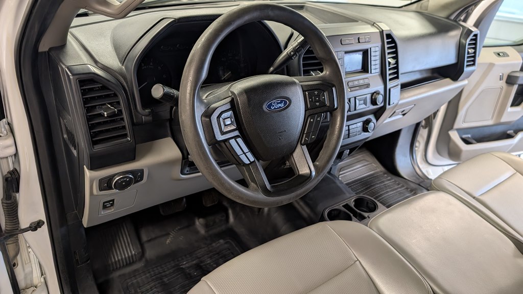 Photo 15 of this FORD F-150