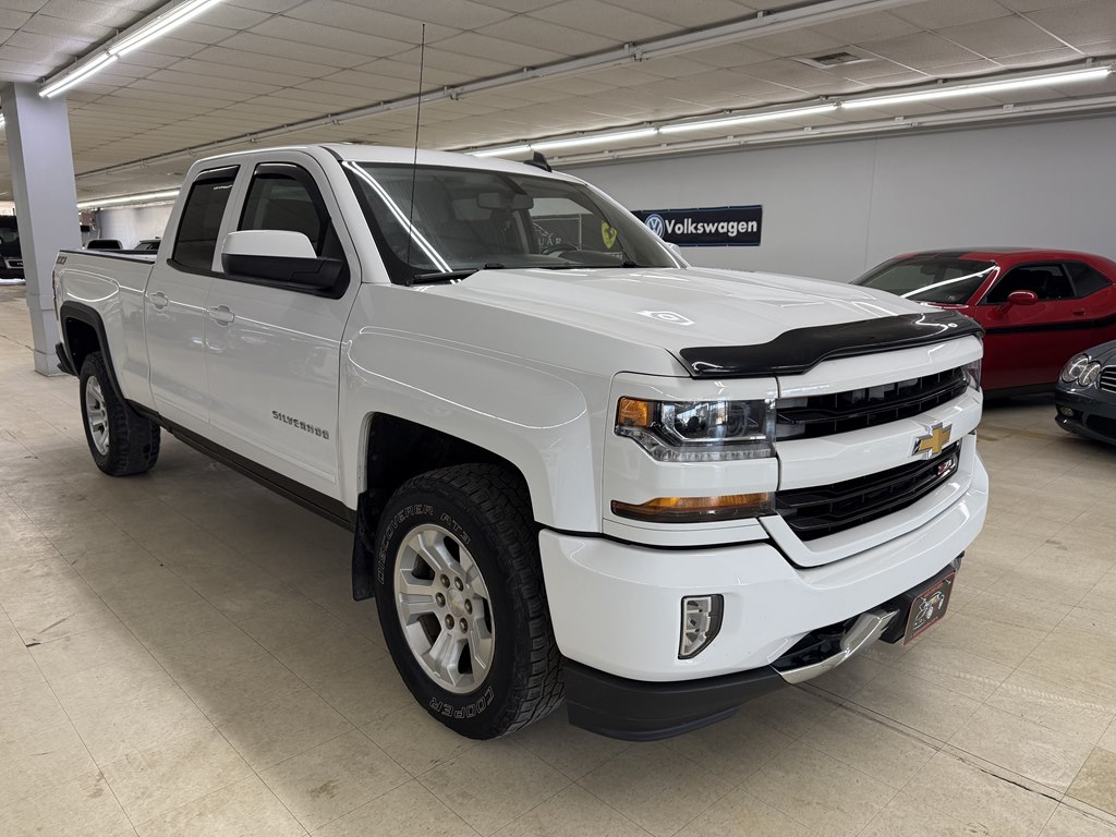 Photo 2 of this CHEVROLET SILVERADO 1500