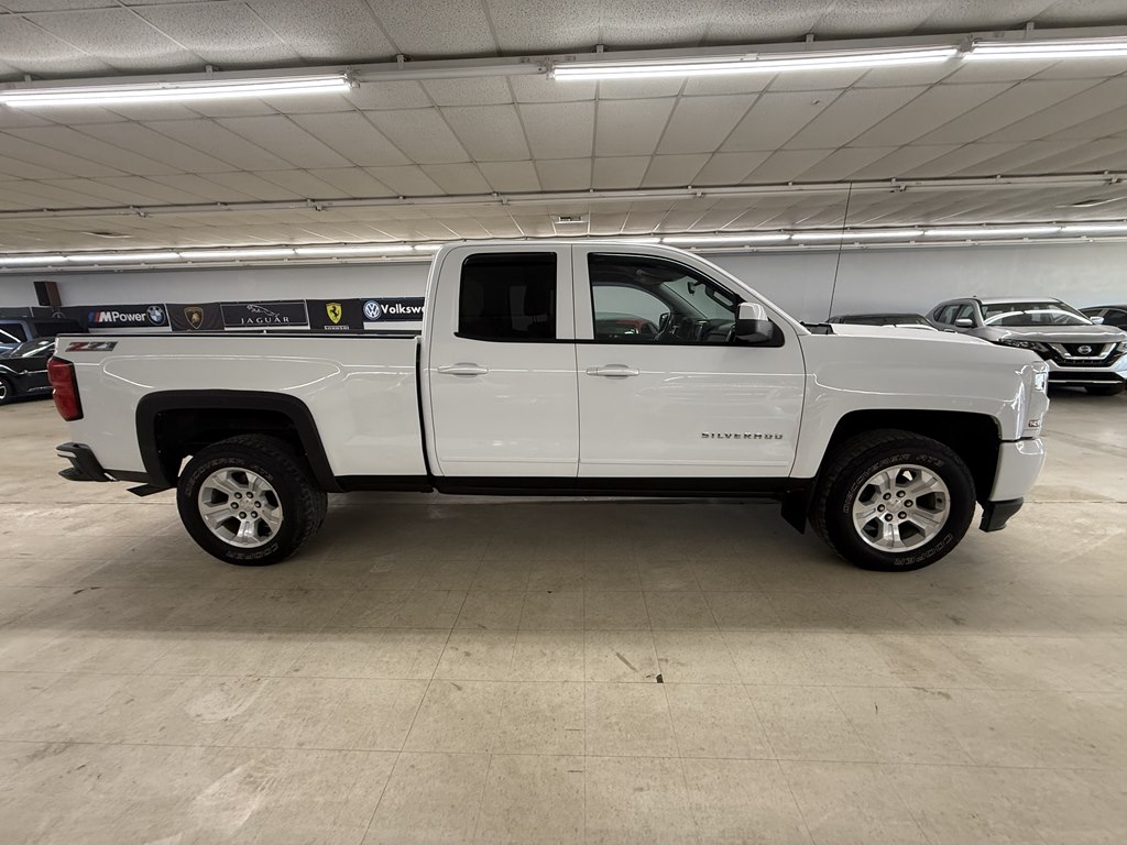 Photo 7 of this CHEVROLET SILVERADO 1500