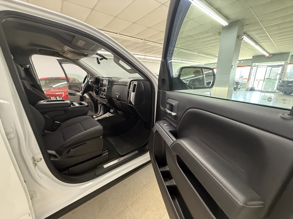 Photo 19 of this CHEVROLET SILVERADO 1500