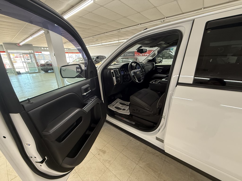 Photo 18 of this CHEVROLET SILVERADO 1500