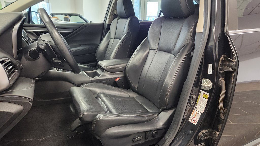 Photo 16 of this SUBARU OUTBACK