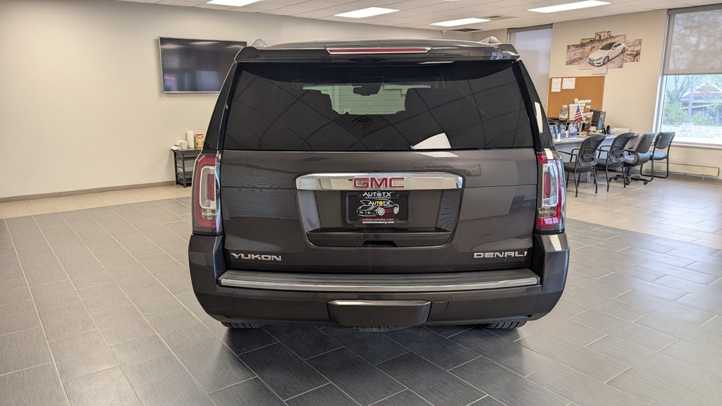 Photo 5 of this GMC YUKON
