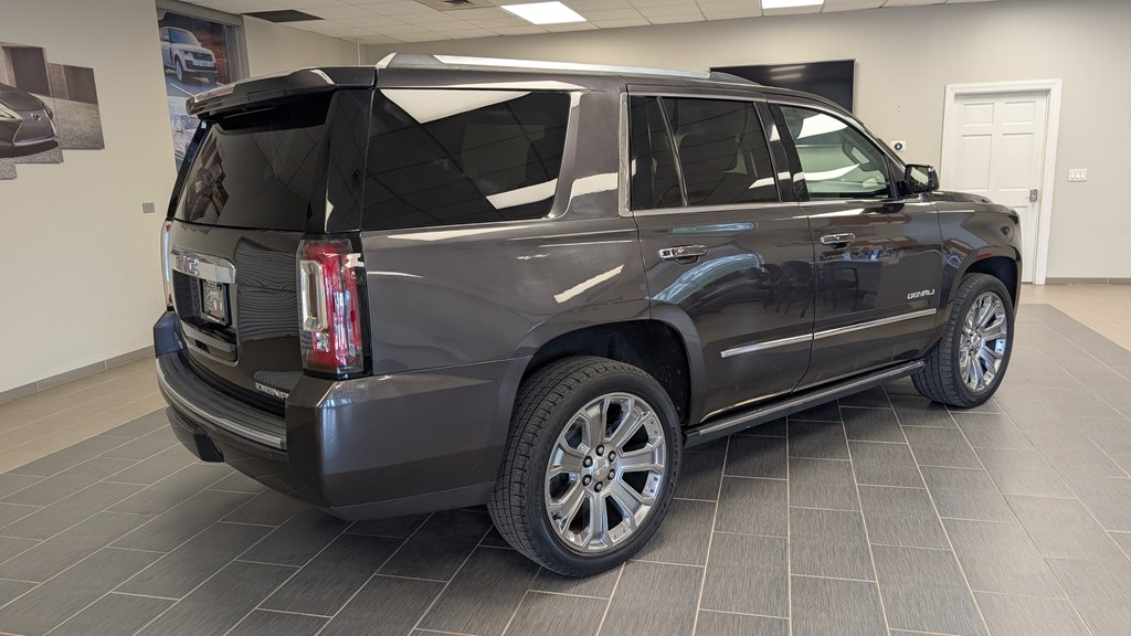 Photo 3 of this GMC YUKON