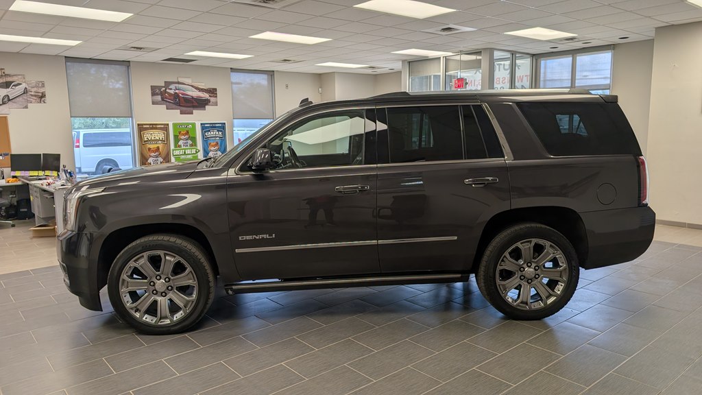 Photo 7 of this GMC YUKON