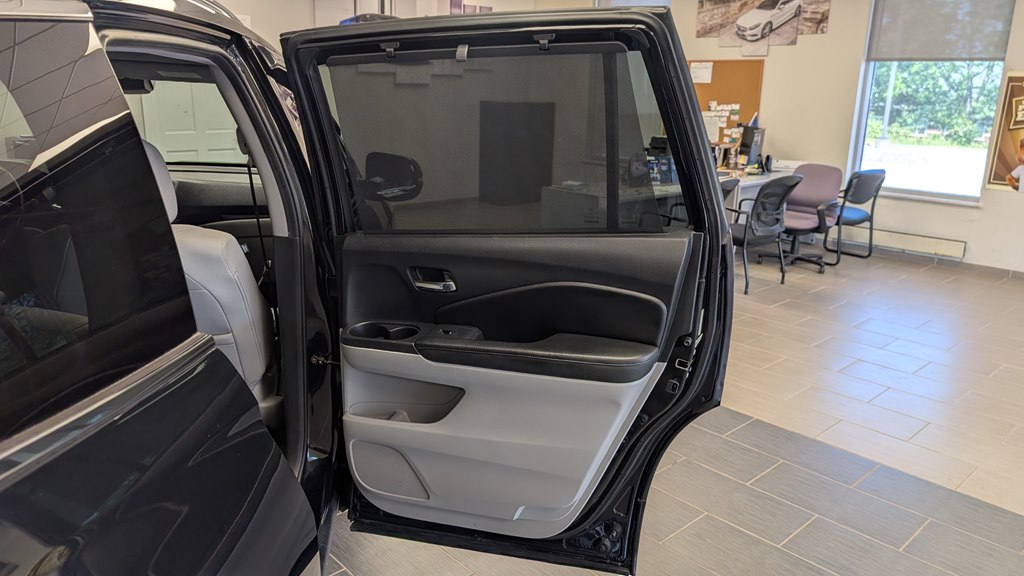 Photo 29 of this HONDA PILOT